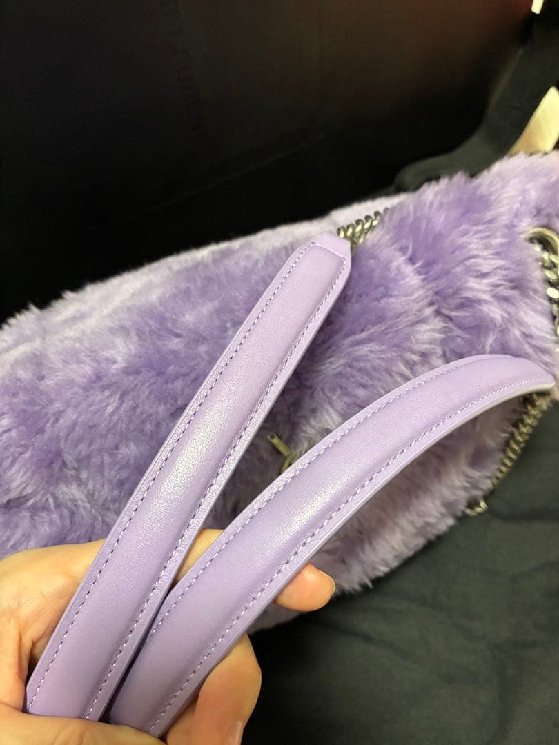 SAINT LAURENT ファー チェーンバッグ パープル — image 3