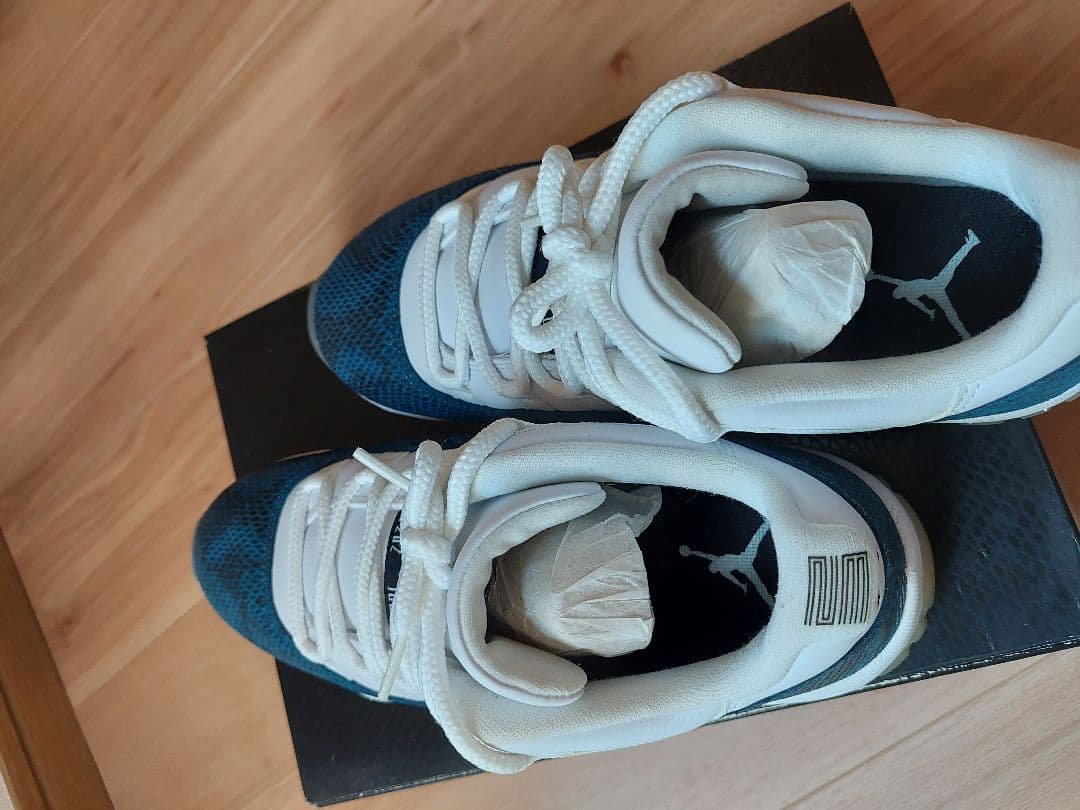 NIKE AIR JORDAN 11 RETRO LOW LE 27.5cm — image 4