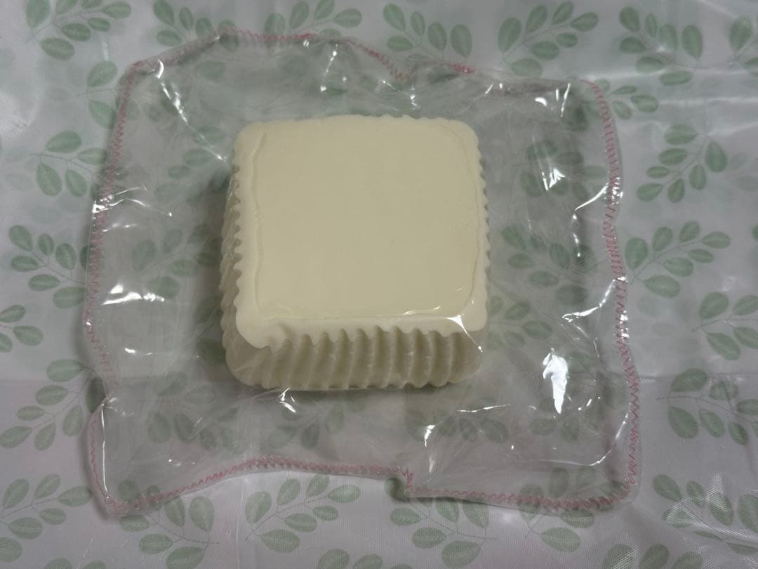 kikisquishy スクイーズ 純泥 XLサイズ 牛ケーキ — image 2