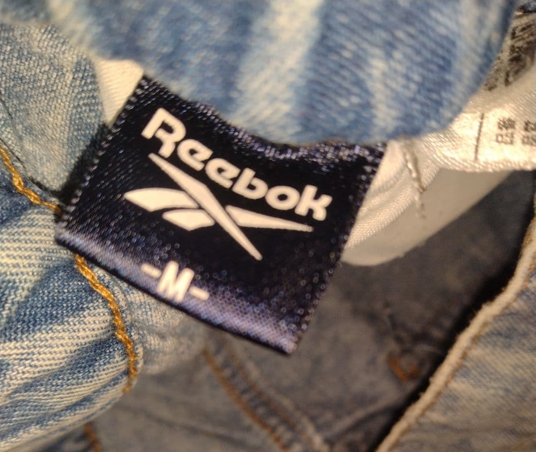 Reebok デニムパンツ ライトブルー Mサイズ — image 3