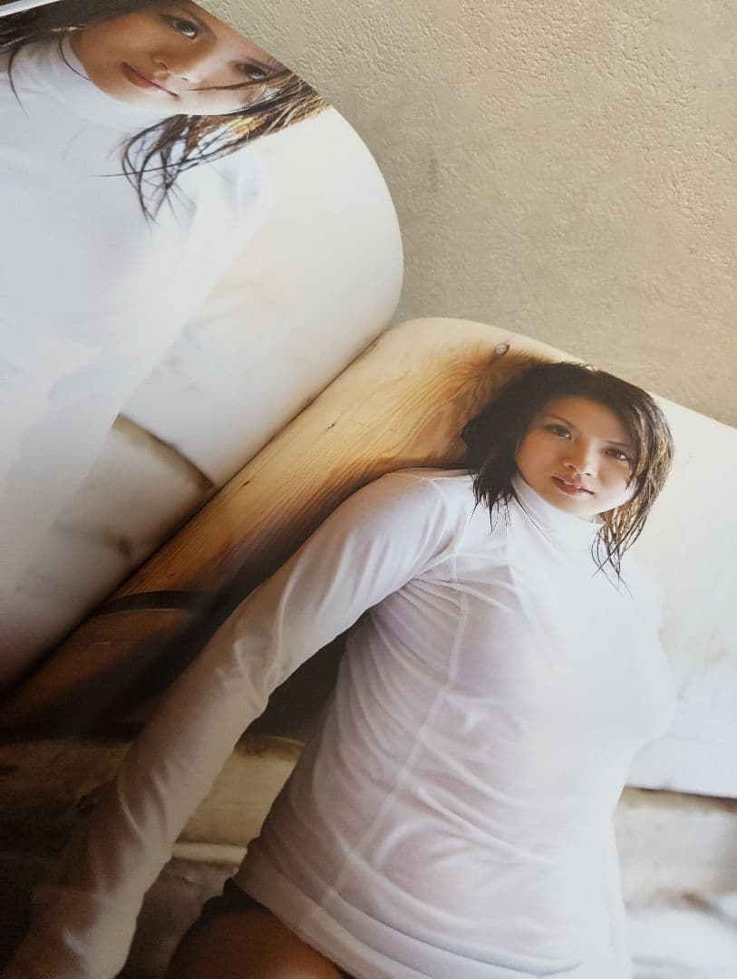 初版MIKU LIFE 浅井美玖 写真集 — image 3