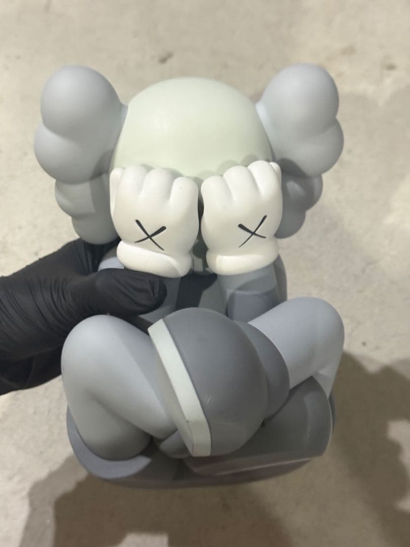 KAWS SEPARATED コンパニオン グレー フィギュア 正規品 箱付 — image 3