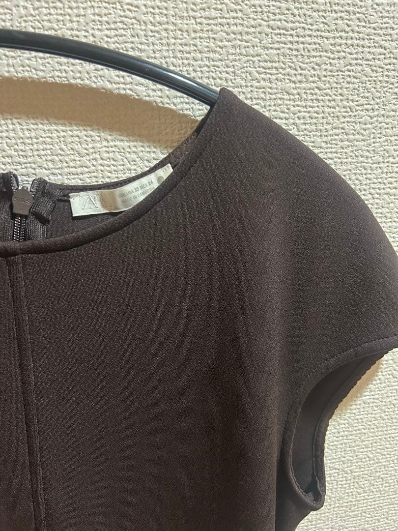 ZARA クレープフィットワンピース ダークブラウン XS — image 5