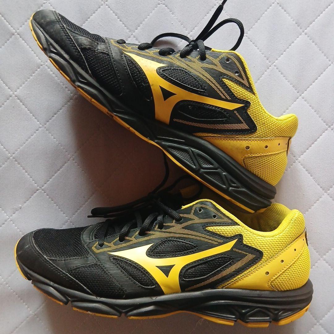 MIZUNO ランニングシューズ ブラック イエロー30cm — image 2