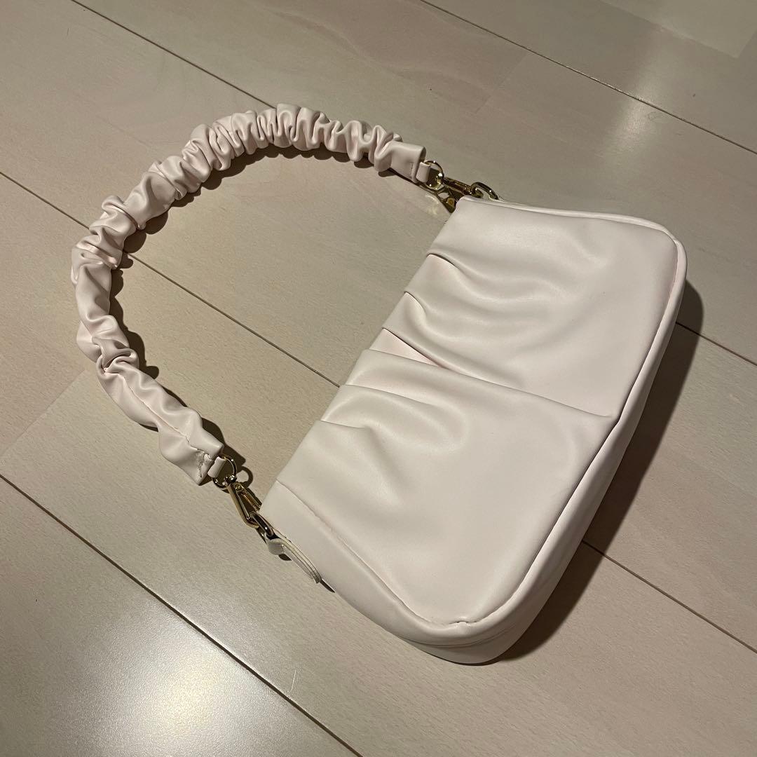 ギャザーハンドル ホワイト ハンドバッグ — image 2