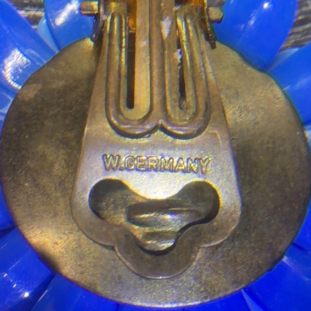 W.GERMANY刻印 ヴィンテージ ブルーフラワー クリップイヤリング — image 2