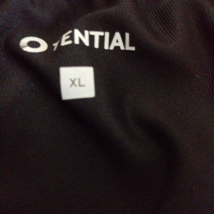 〔訳あり〕TENTIAL バクネ 半袖シャツ&ハーフパンツ XL — image 4