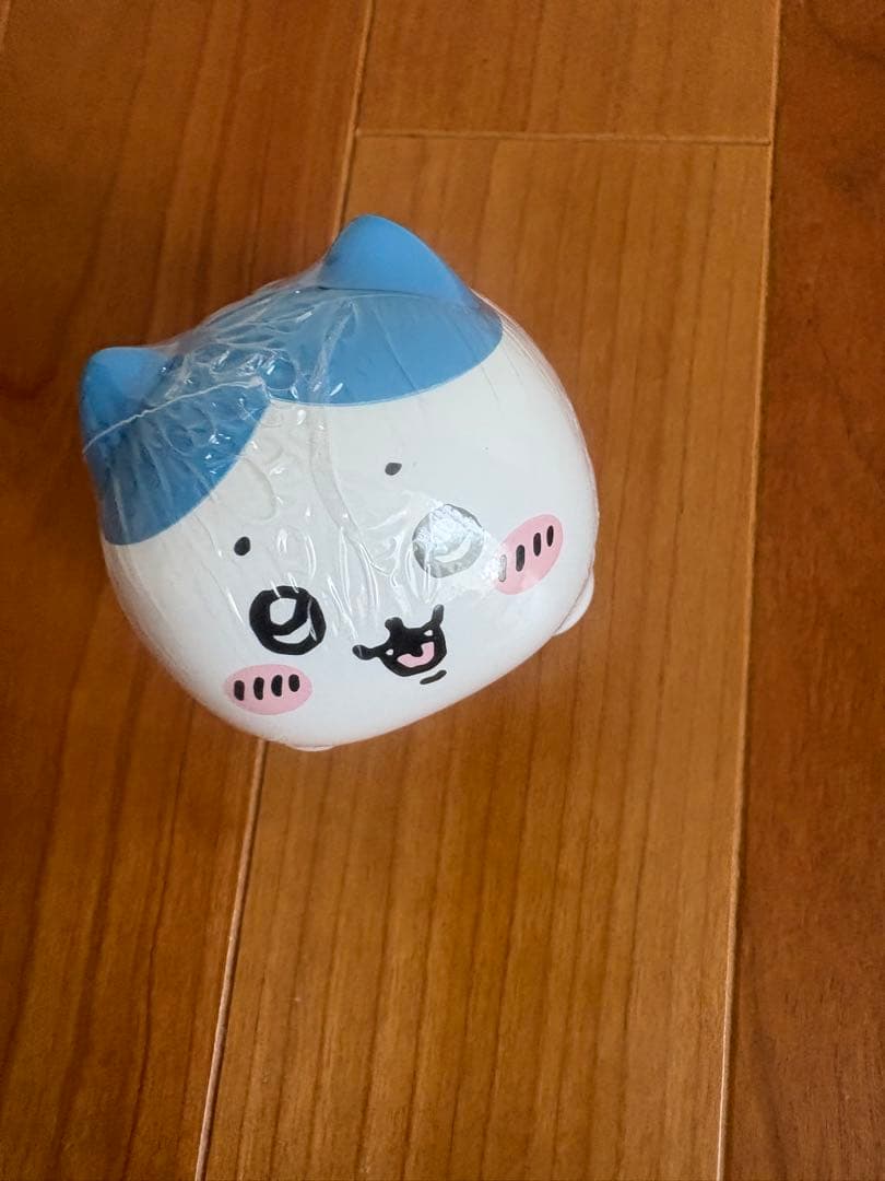 ちいかわ カプセルトイ 貯金箱 3種セット — image 2