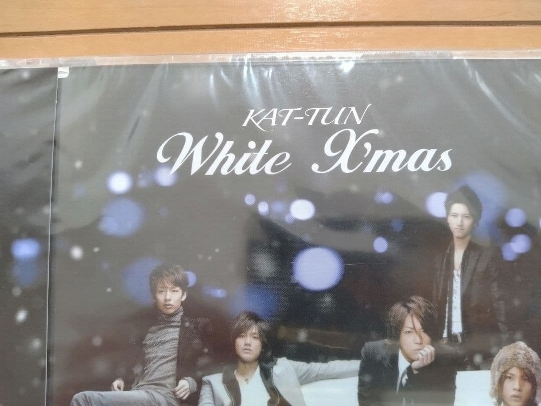 KAT-TUN White Xmas CD — image 2