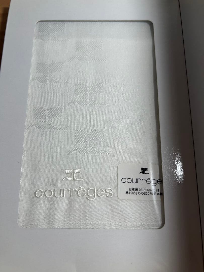 おまけ付きNINA RICCI Courreges ハンカチ 3枚セット — image 4