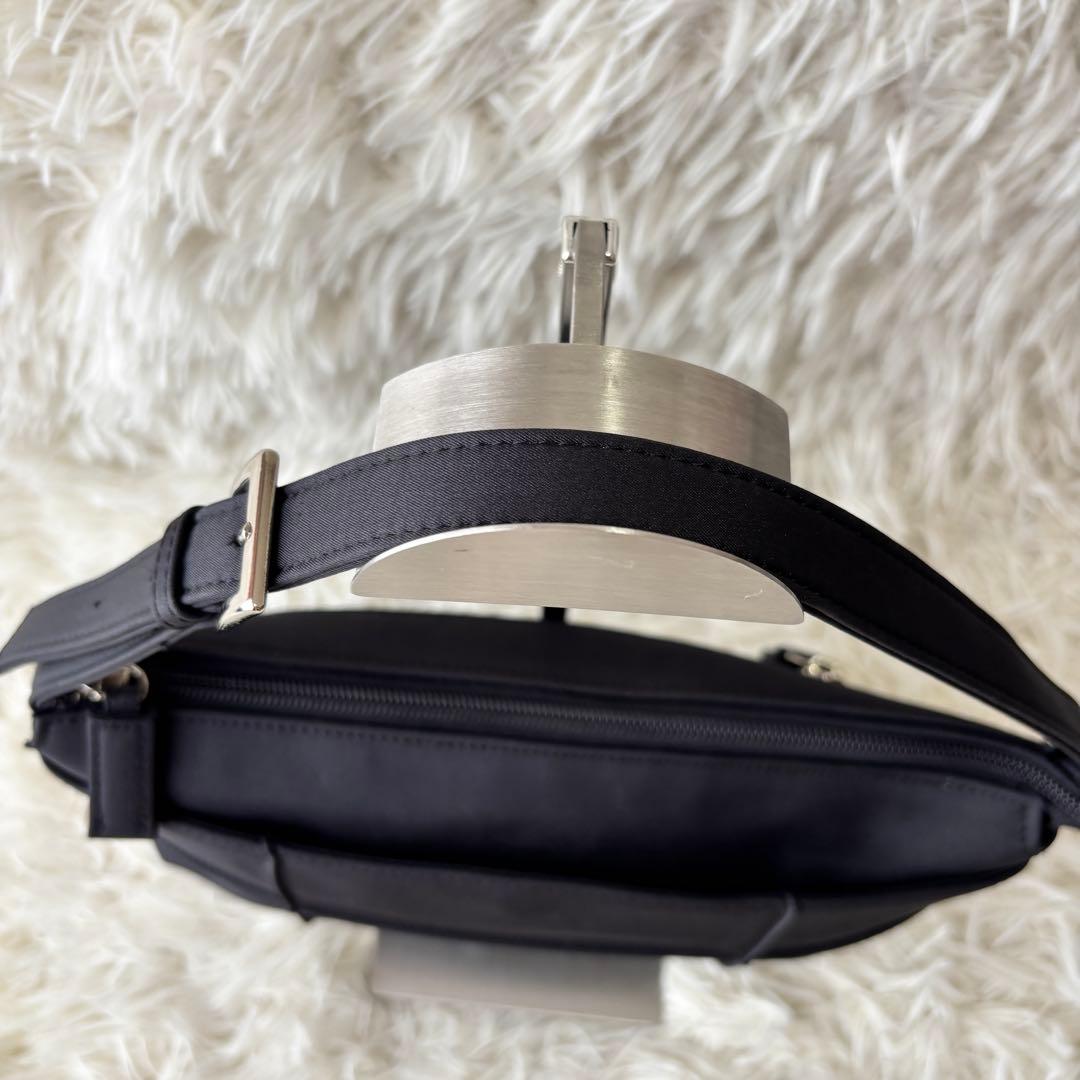 Private Label ショルダーバッグ ブラック ナイロン — image 3
