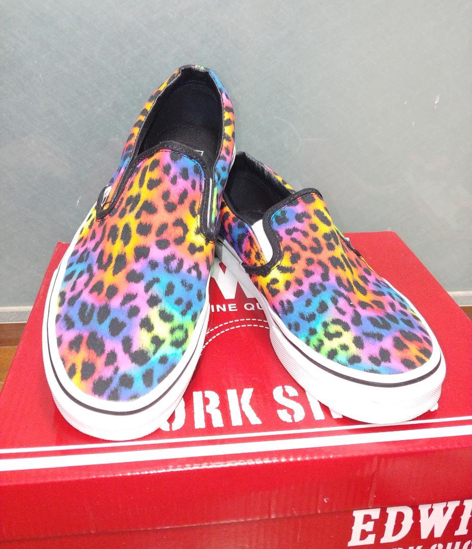 【海外高騰モデル】VANS スリッポン レインボー レオパード 26.0cm — image 2