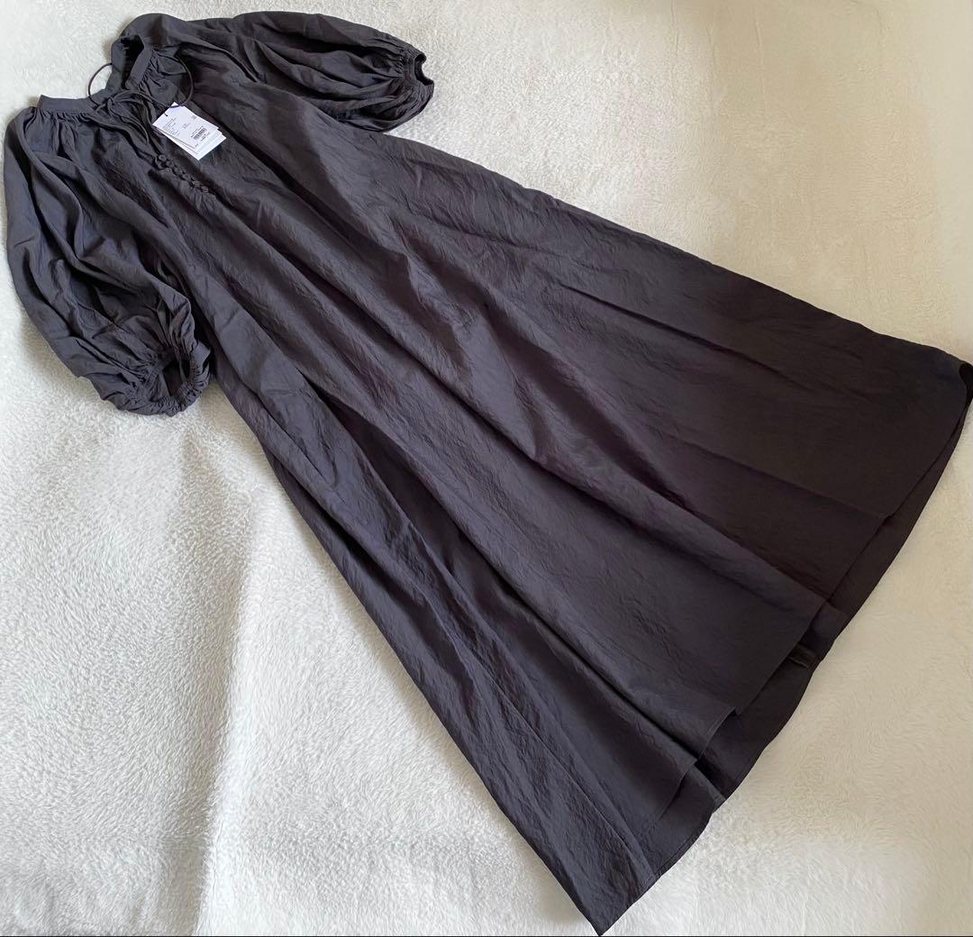 【新品】 A part by ストライプバルーンワンピース　ブラック　スミクロ — image 4