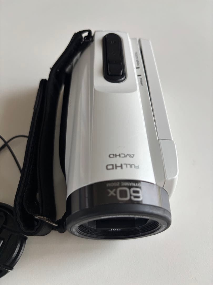 JVCケンウッド Everio R GZ-R480-W ホワイト動作品 — image 2