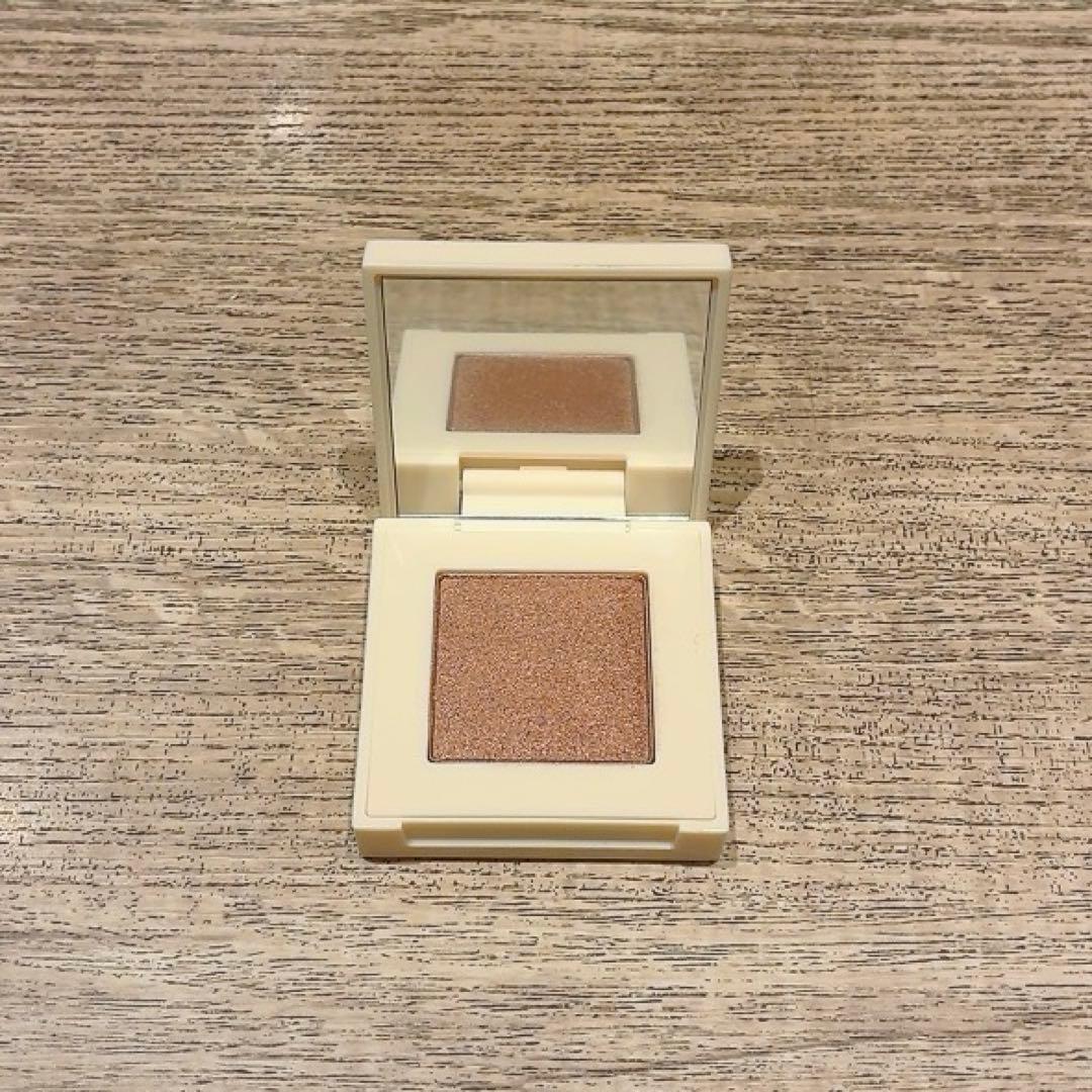 【新品同様】CILY EYES ON ME CEDAR WOOD単色アイシャドウ — image 2