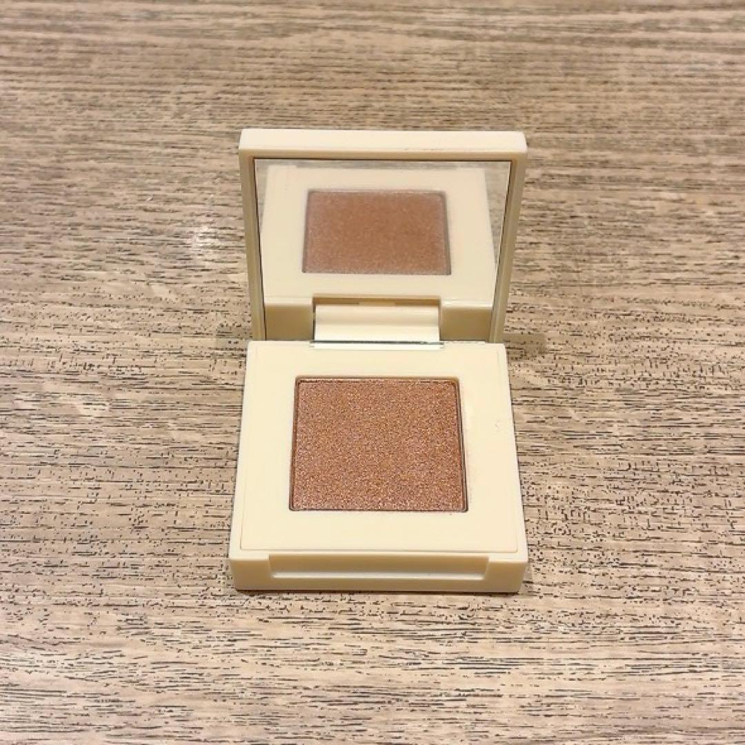 【新品同様】CILY EYES ON ME CEDAR WOOD単色アイシャドウ — image 3