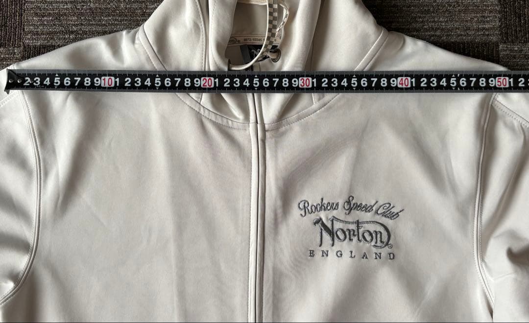 廃盤・美品　Norton エンボスパーカー — image 4