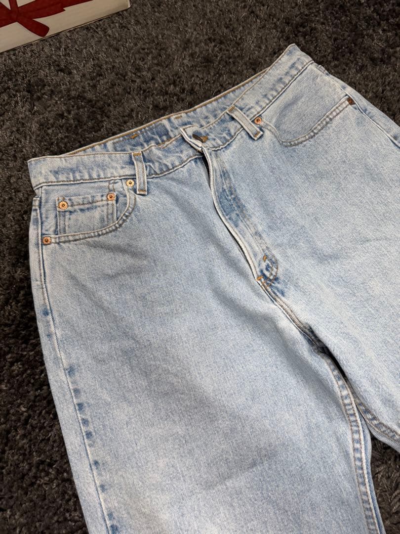 【人気モデル】Levi's リーバイス 560 ルーズフィット デニムW33相当 — image 3