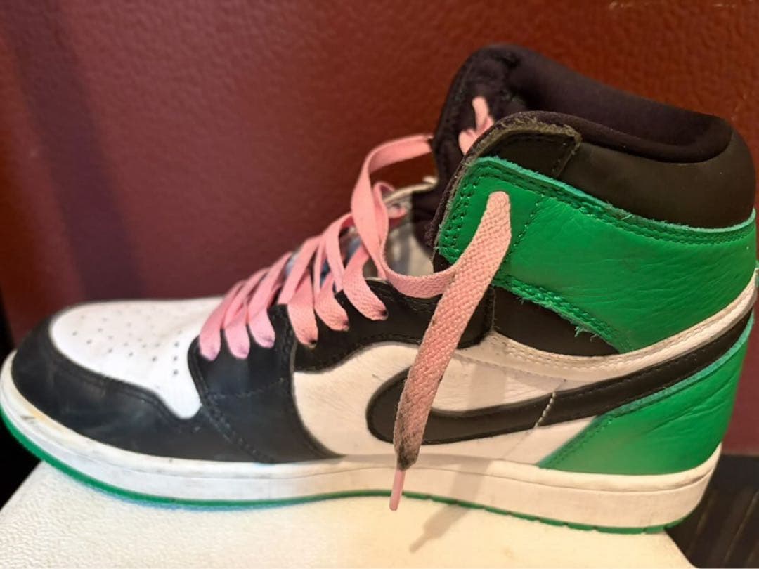 Nike Air Jordan 1 High Green Black — image 2