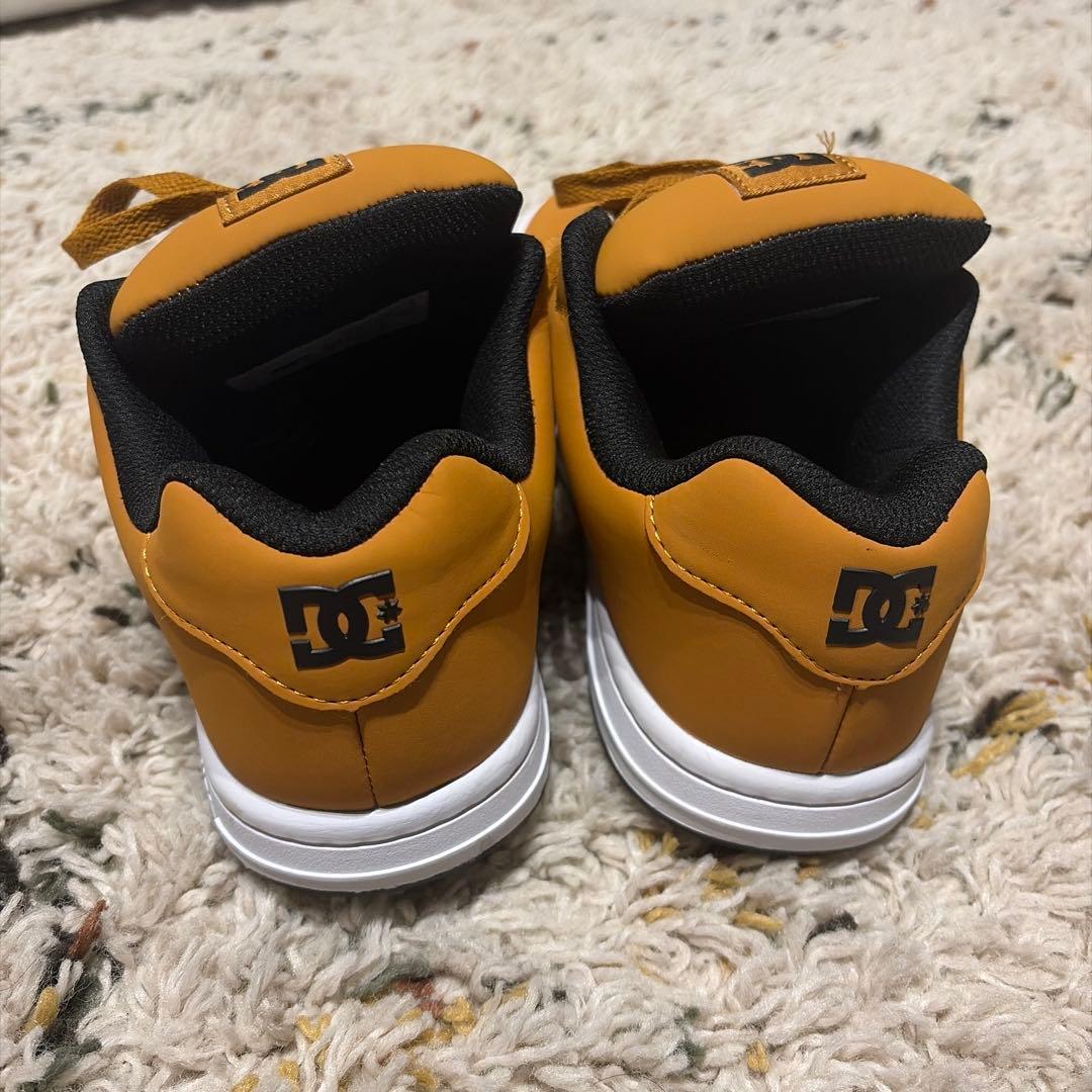 靴 ブラウン DC 新品 — image 2