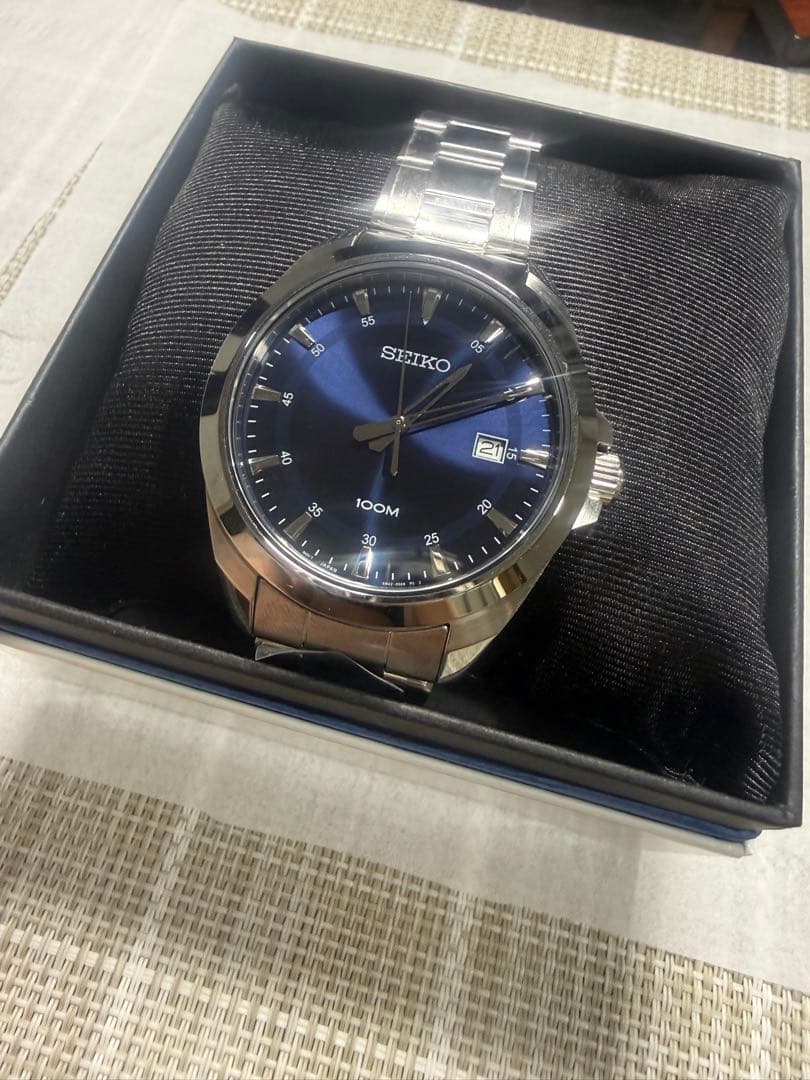 SEIKO 腕時計 本体 ブルー文字盤 100M防水(美品✨) — image 2