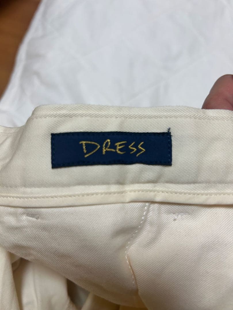 美品　DRESS にしのや　チノショーツ　アイボリー　Sサイズ — image 3