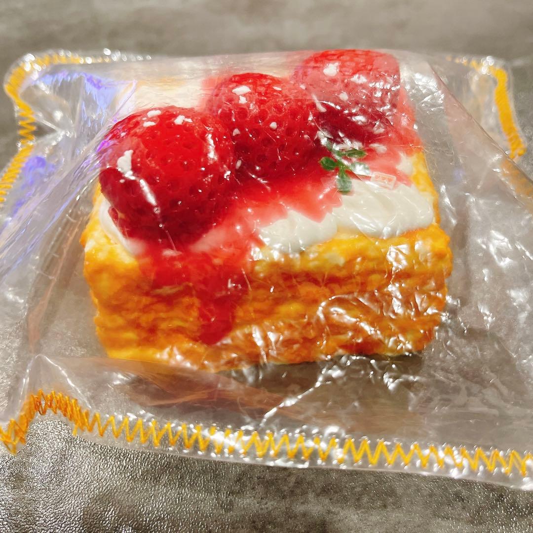 kikisquishy 純泥ぼやぼや Lサイズ いちごトースト — image 2