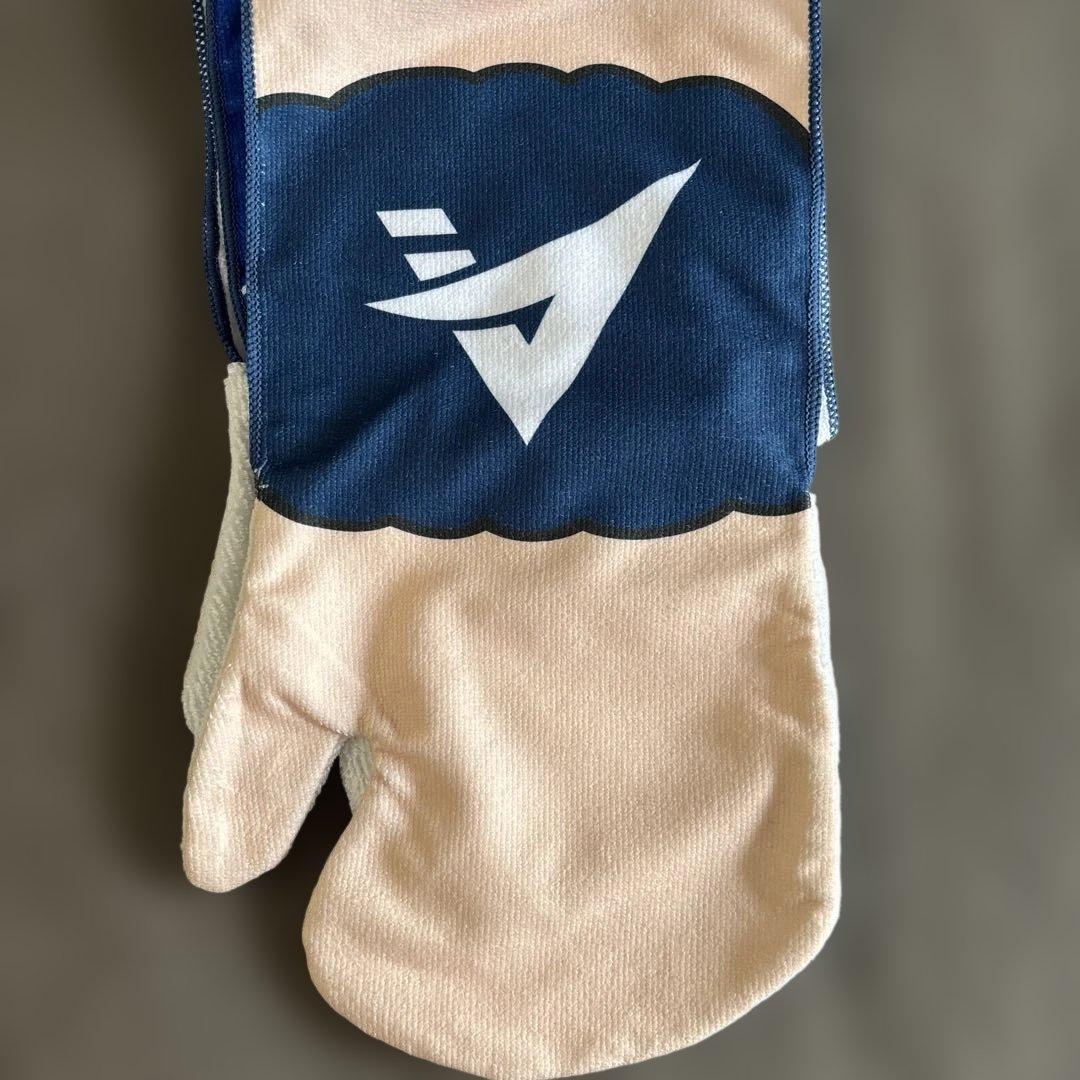 NAGASAKI VELCA LUCA グローブ型タオル — image 3