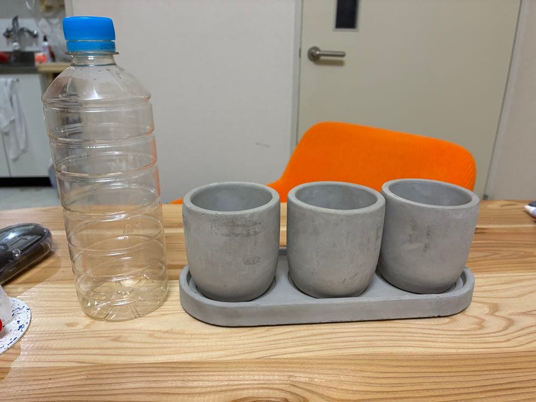 コンクリート製 植木鉢 3連トレイ付き — image 4