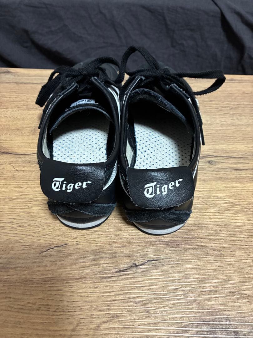 Onitsuka Tiger スニーカー ブラック ホワイト — image 2