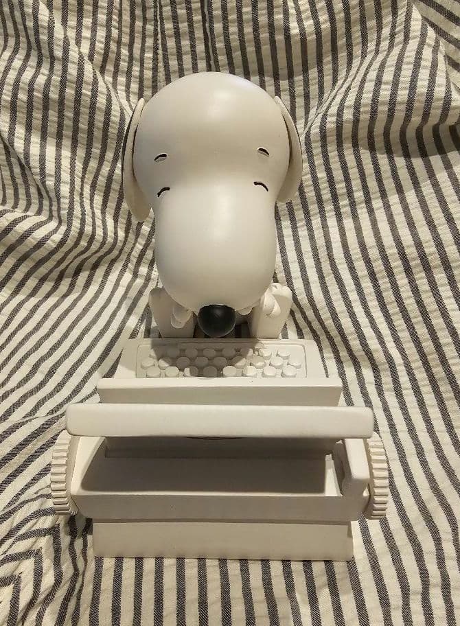 【新品・未使用】PEANUTS スヌーピー スマホスタンド ホールマーク — image 3