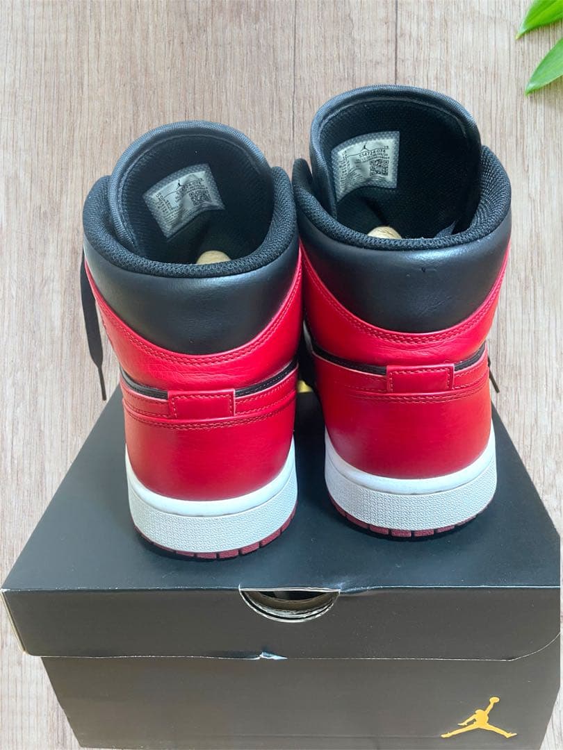 【美品】NIKE エアジョーダン1 MID ブレッド 28㎝　鑑定書　箱付 — image 4
