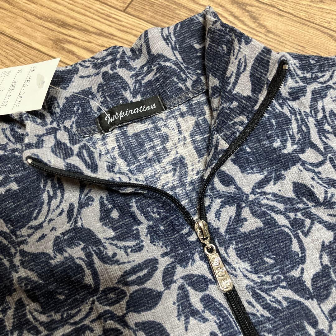 【新品】薔薇柄　ハーフジップ　長袖トップス ネイビー系　タグ付き — image 5