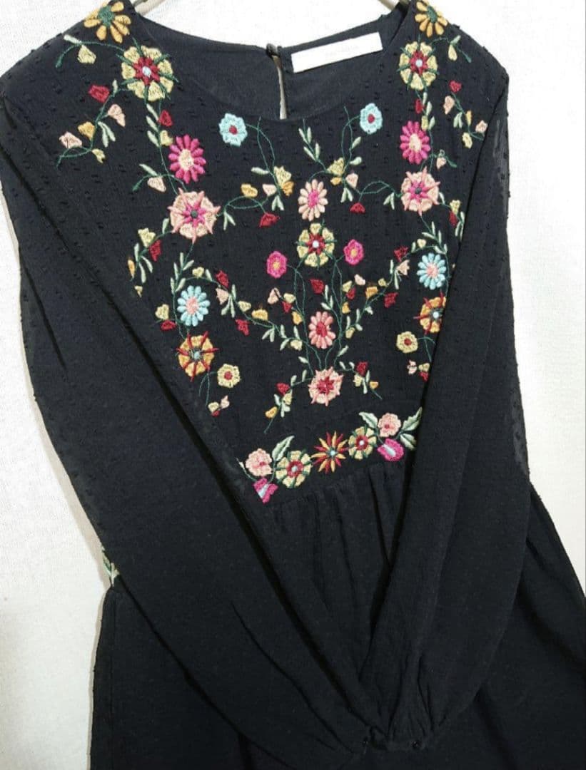 美品 ZARA ワンピース S ボタニカル ♪お買い得♪ — image 2