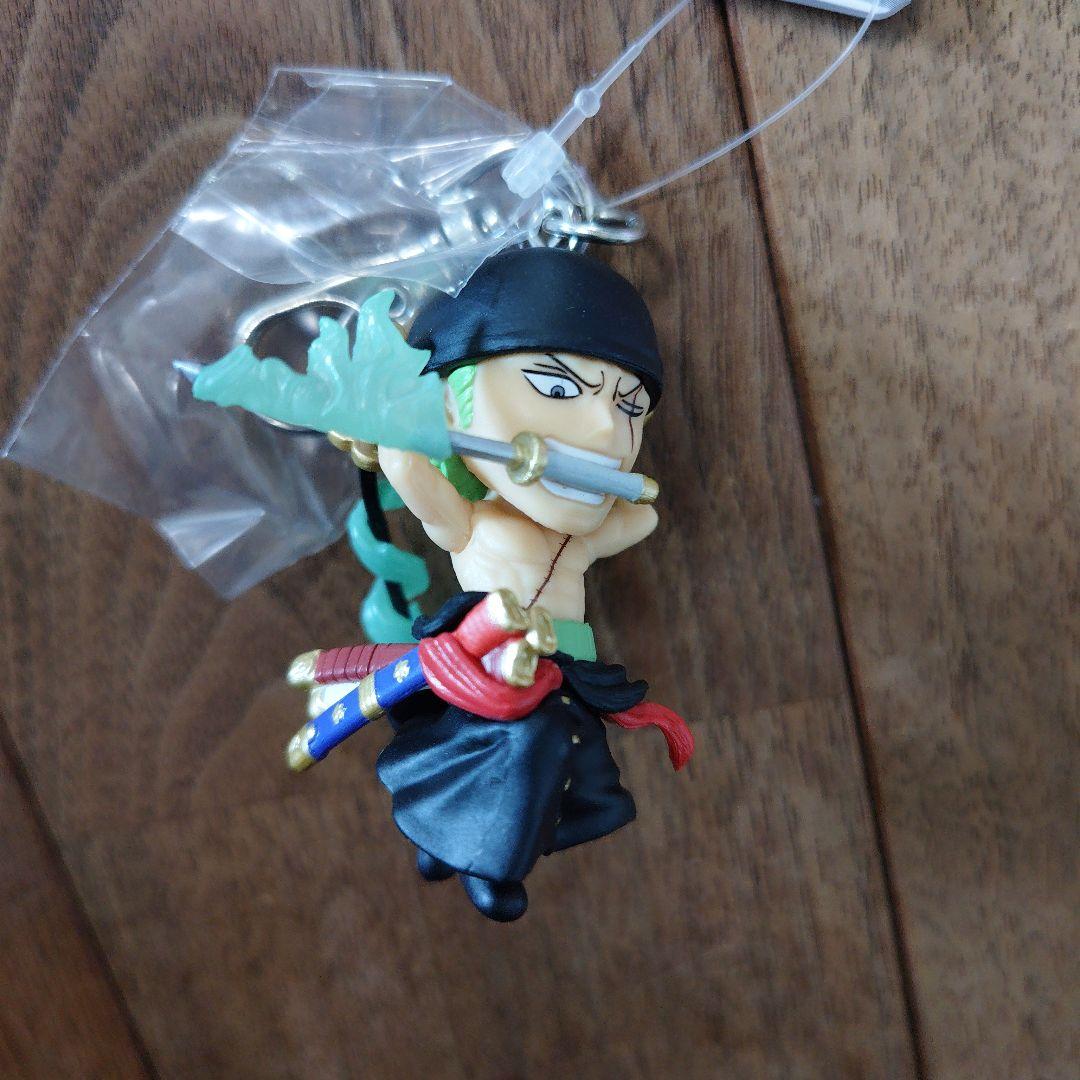 ワンピース ゾロ フィギュアキーホルダー　未使用 — image 4