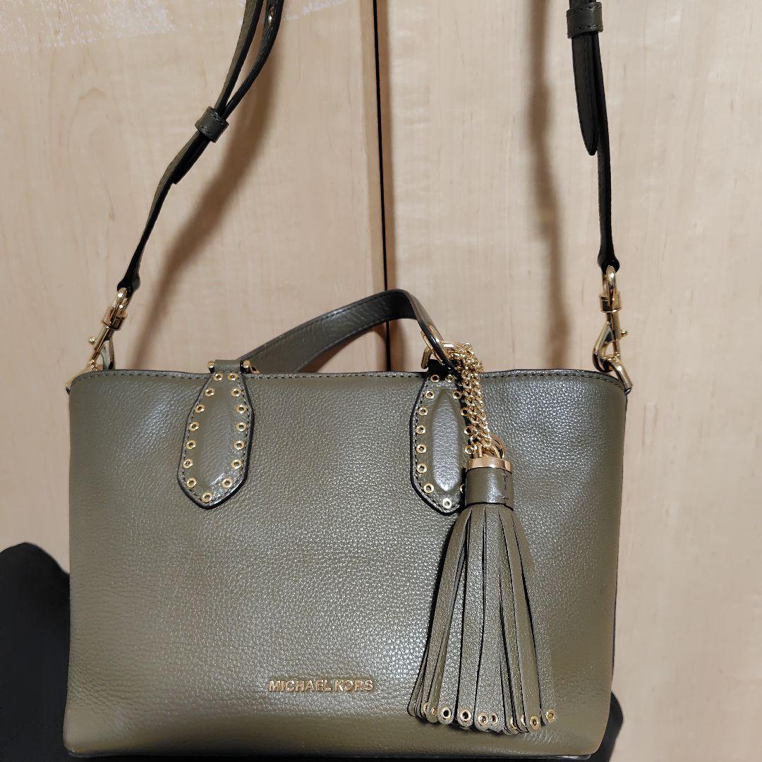 MICHAEL KORS 牛革トートバッグ　ストラップ付き — image 3