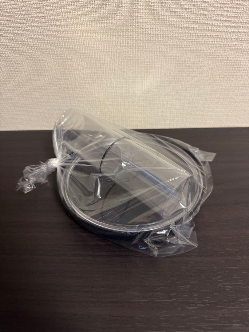 【ほぼ新品】　ウインナーケース丸　15×16 cm — image 4