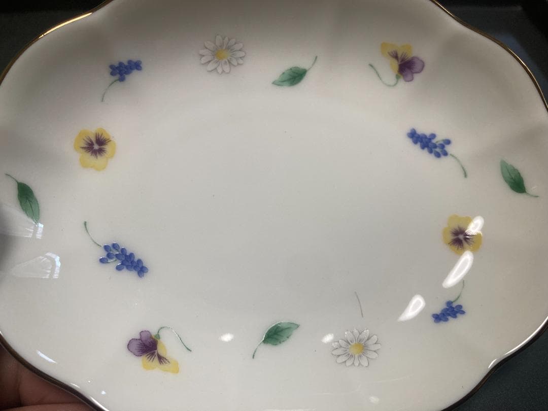 【未使用美品】Adam & Eve たち吉 陶磁器 小皿 5枚セット ＊箱あり — image 4