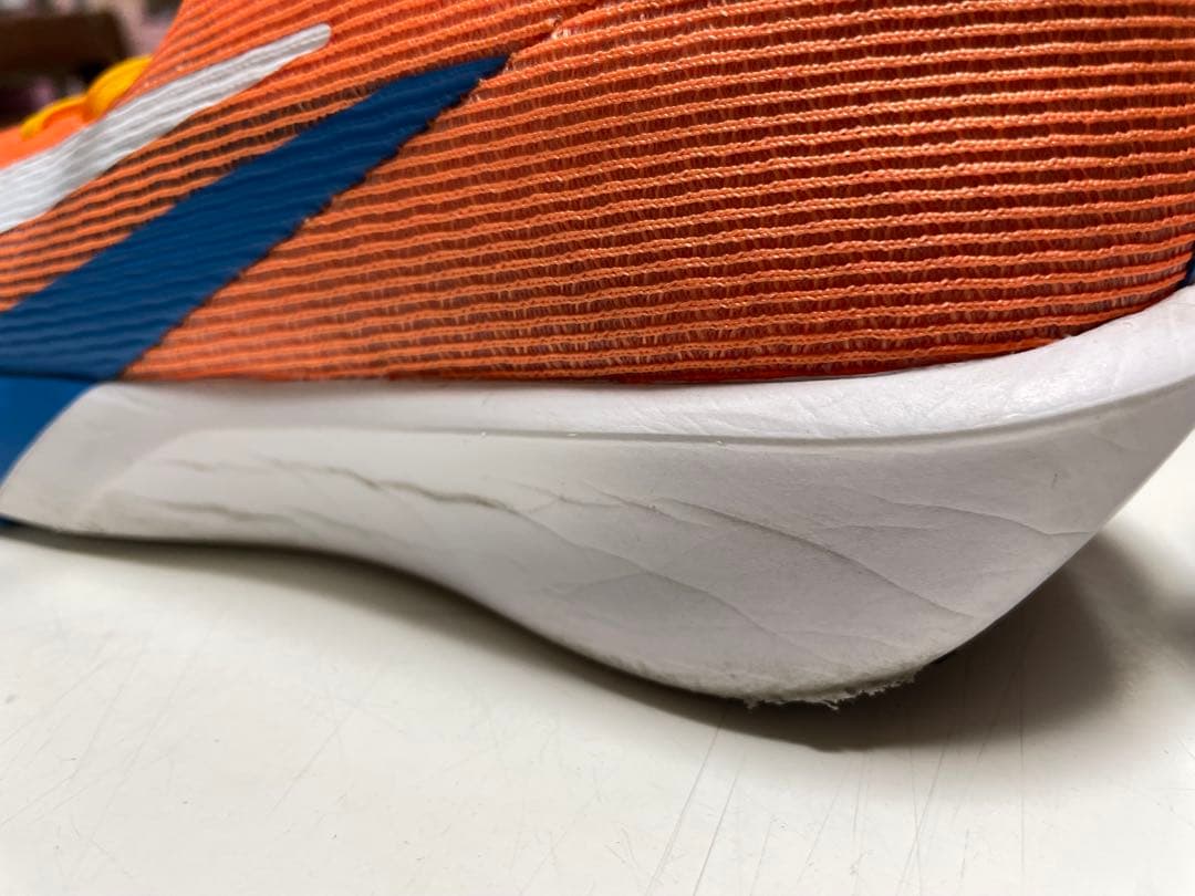 NIKE ランニングシューズ オレンジ ブルー — image 4