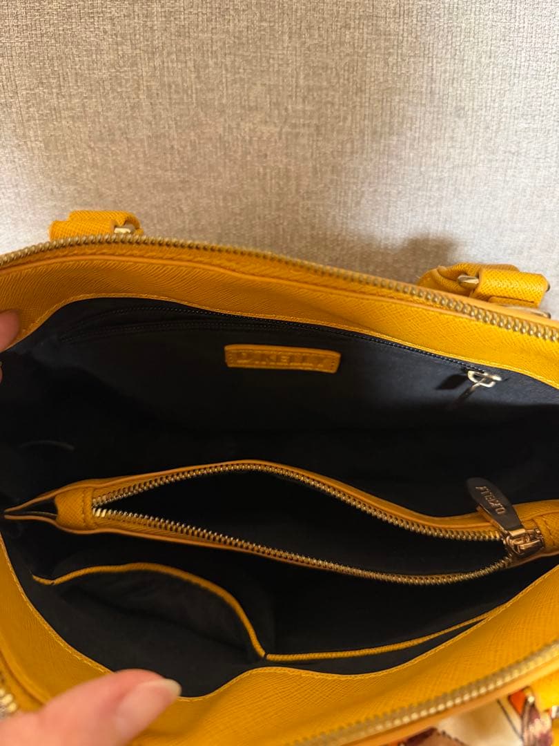 D.KELLY 2wayバッグ イエロー スカーフ付き — image 4