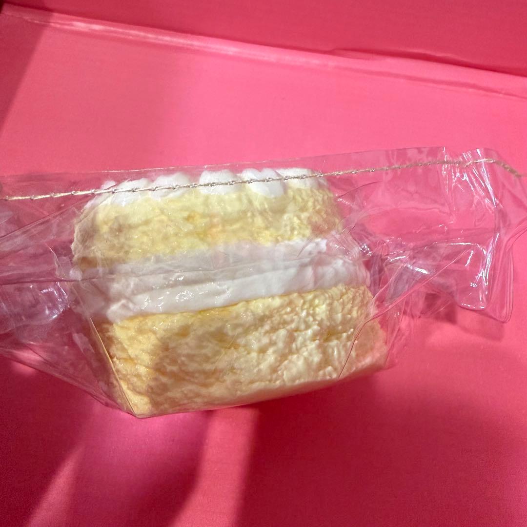 【匿名配送】kikisquishy キキスクイーズ ホールケーキ — image 3
