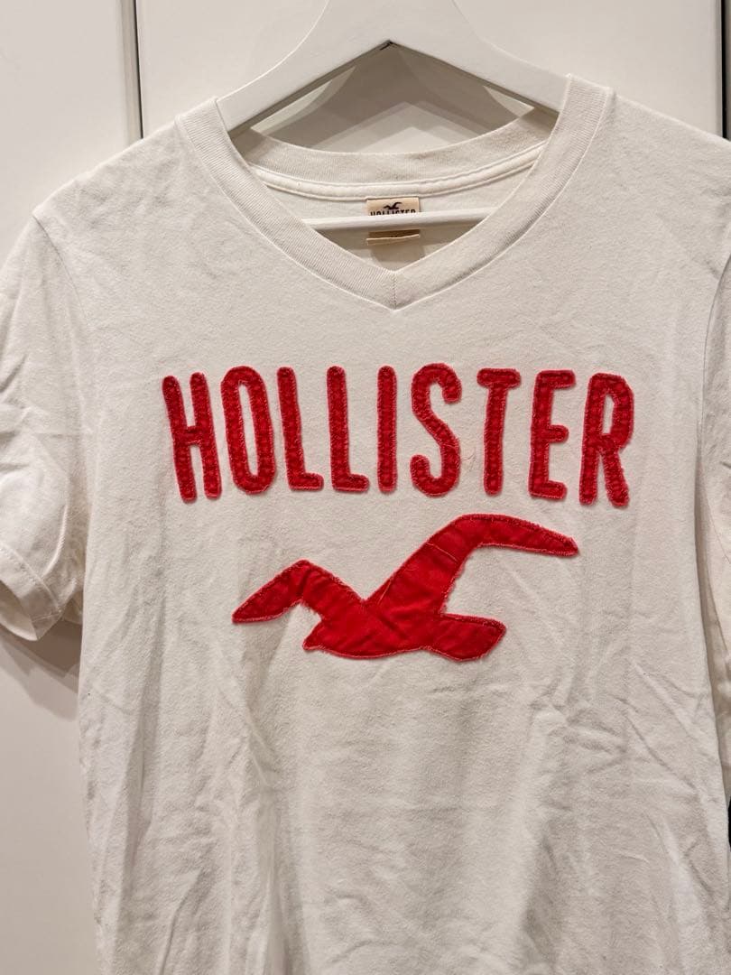 ピンクHollister Vネック Tシャツ ホワイト — image 3
