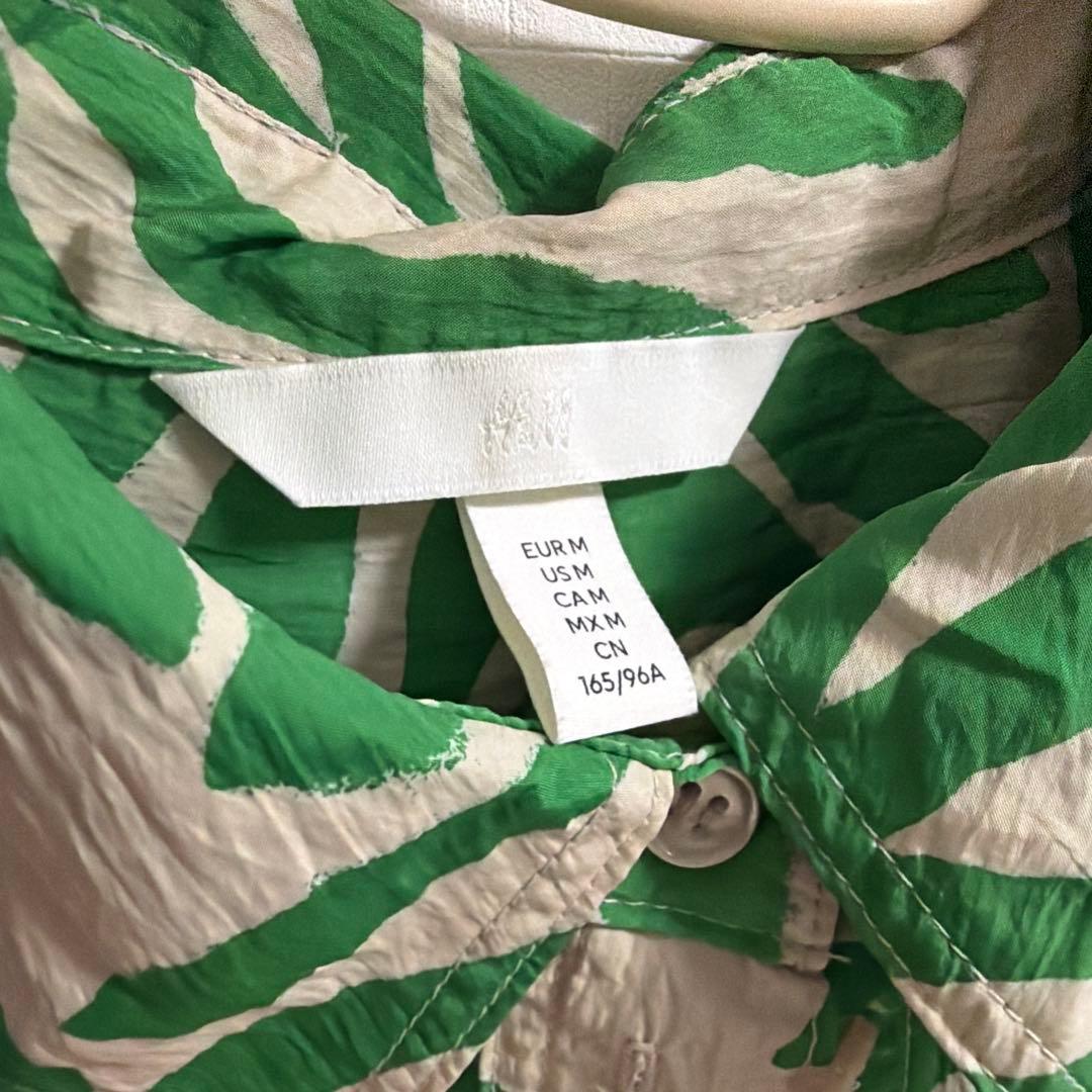 H&M クリンクルシフォンシャツ　ボタニカル　リーフ — image 4