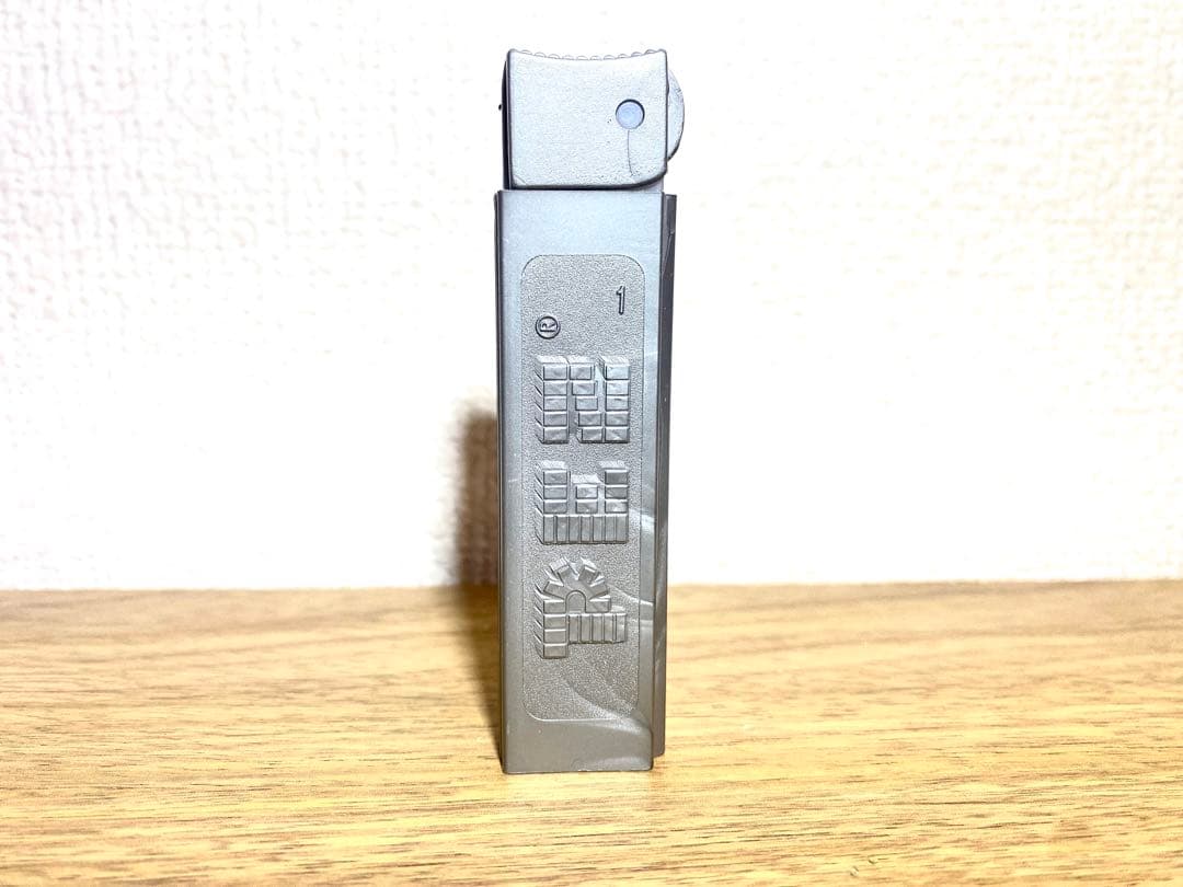 激レア PEZ ペッツ ライター型 シルバー 1990年代　ヴィンテージ — image 2