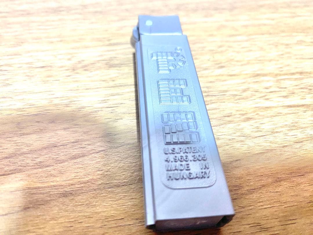 激レア PEZ ペッツ ライター型 シルバー 1990年代　ヴィンテージ — image 3