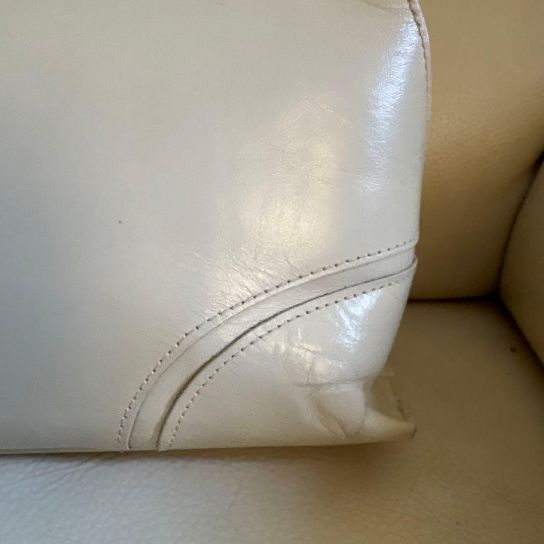 昭和レトロ　クラシカルなレザー ハンドバッグ — image 4