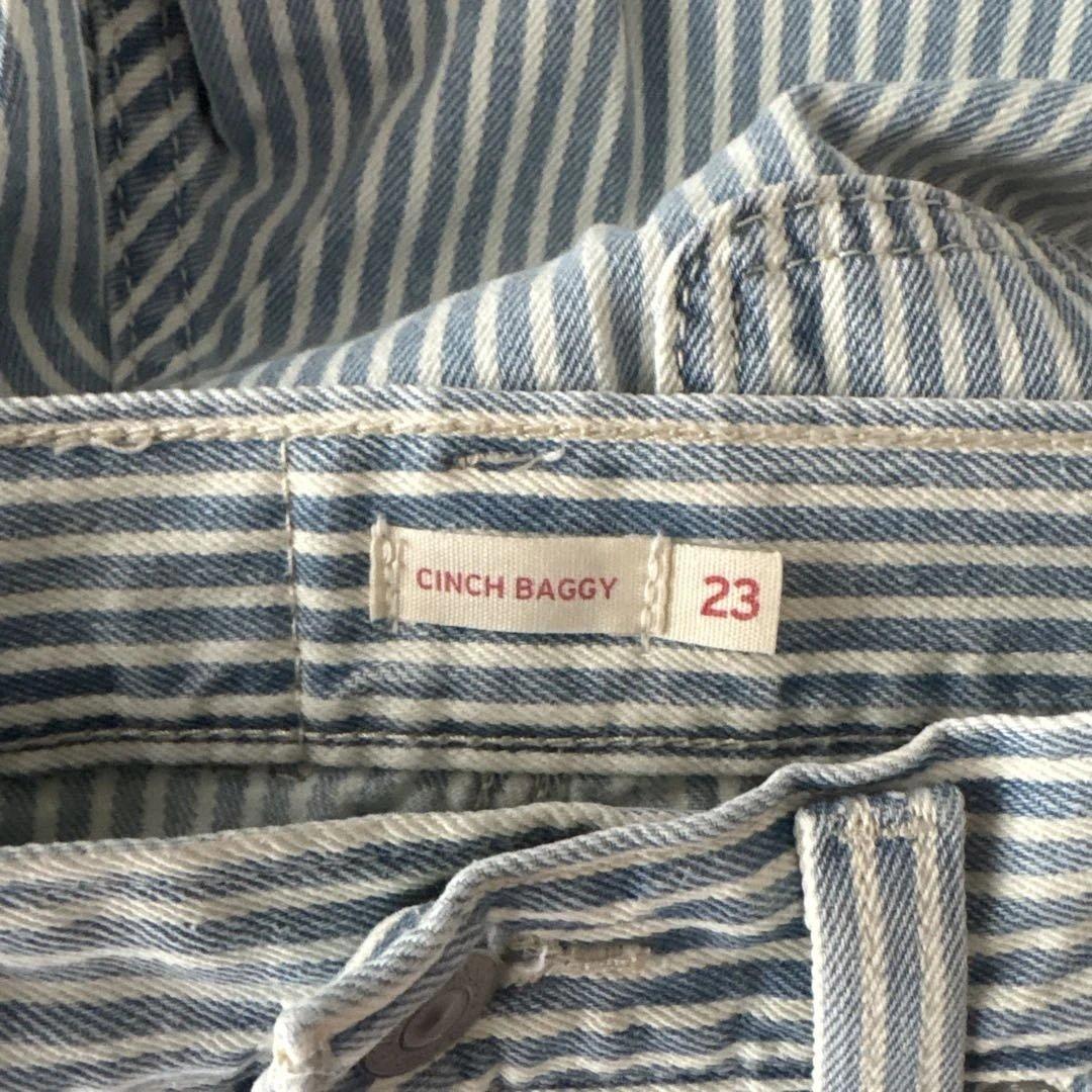 Levi's ヒッコリーストライプ ワイドパンツ W23 L31 — image 4