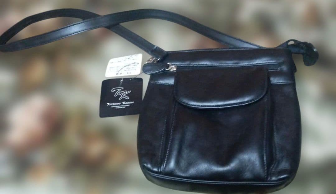 新品　本革ブラック ショルダーポケット多数 — image 2