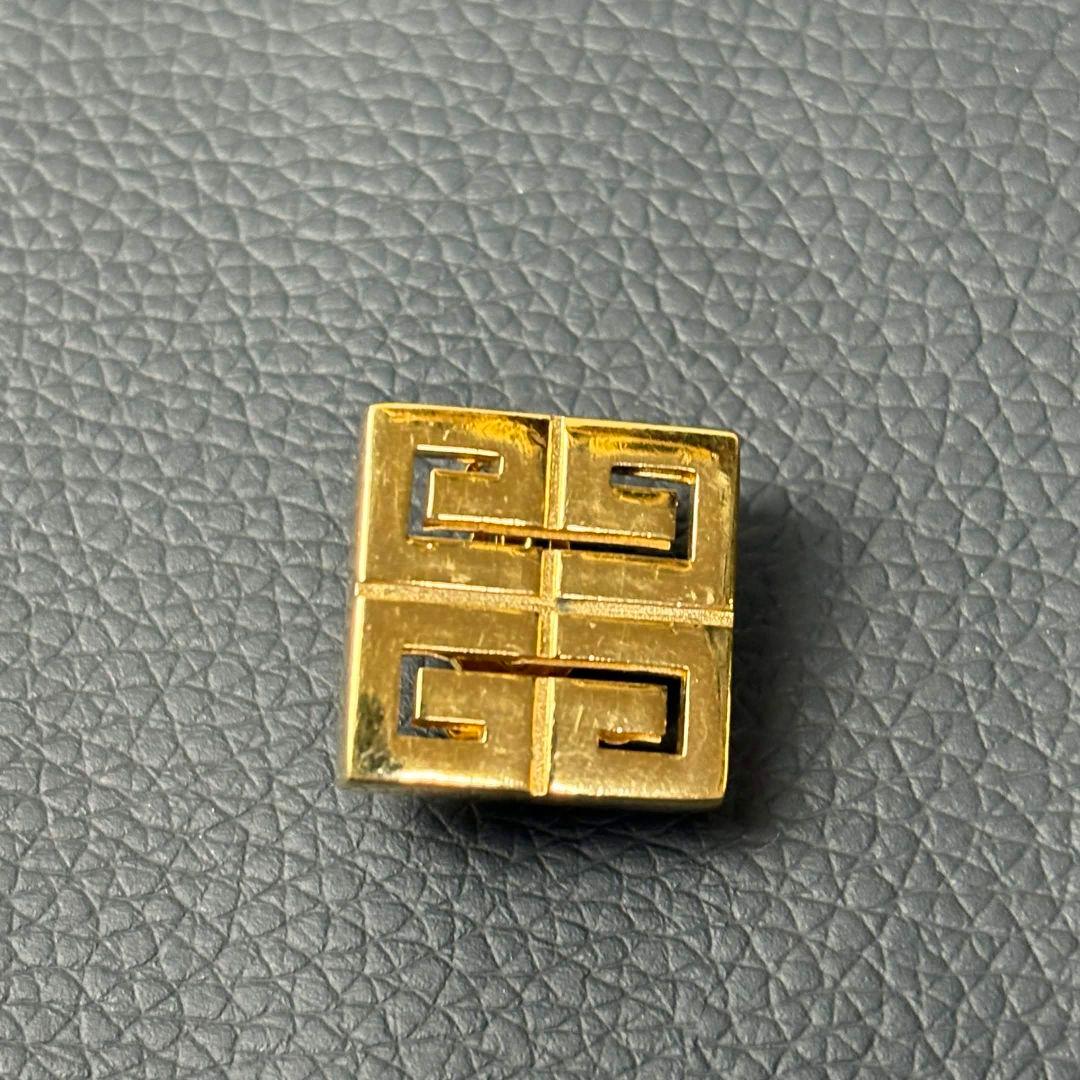 ジバンシー 1977 イヤリング ロゴ ゴールド 両耳 アクセサリー — image 3