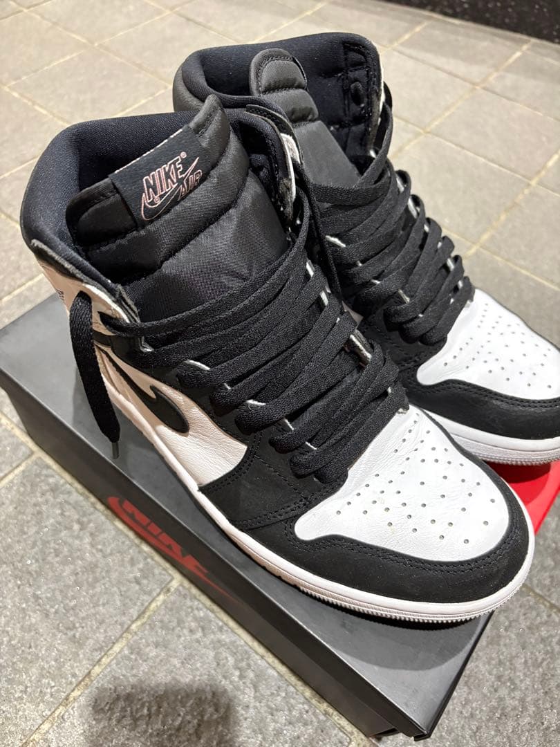 Nike Air Jordan 1 High OG ブリーチドコーラル — image 4